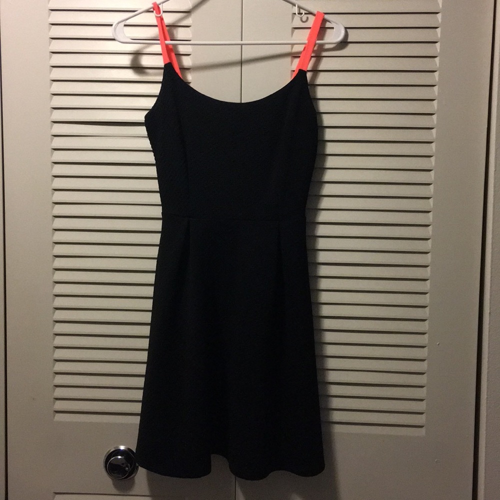 Soprano black strappy dress